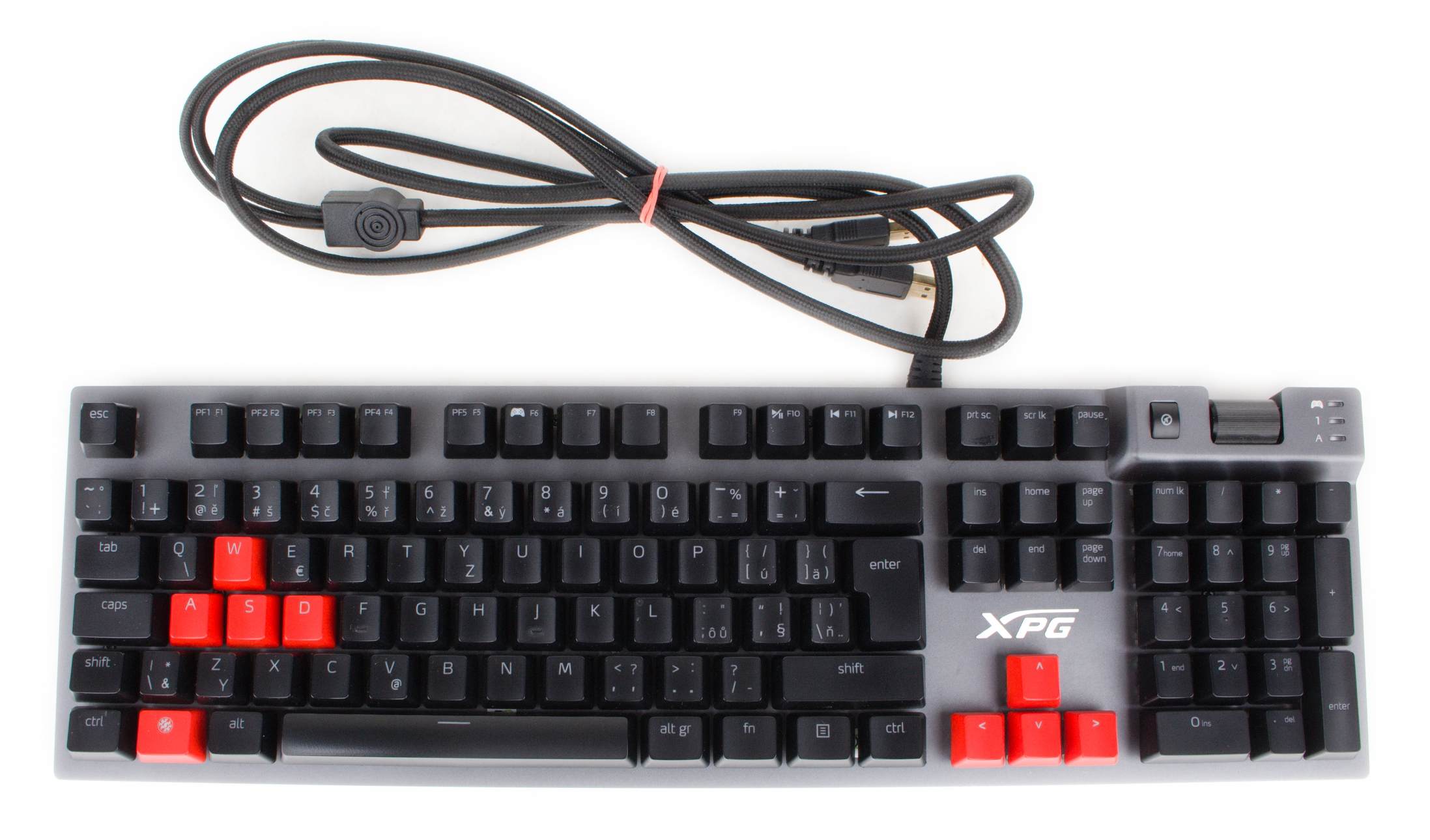XPG Summoner Cherry MX RGB Red switch CZ (SUMMONER5A-BKCCZ) černá
