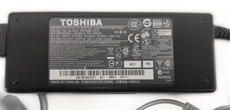 Originální zdroj Toshiba PA3468E-1AC3 19V 3,95A 75W